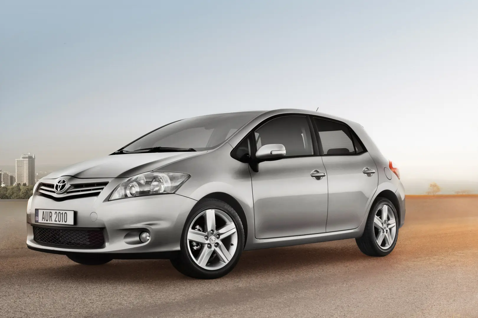 Toyota Auris Auris 1.6 Elegant 6