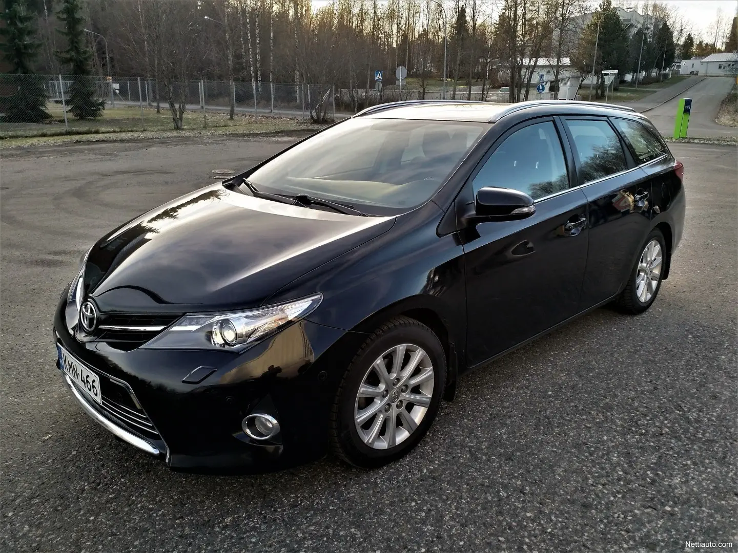 Toyota Auris Auris 1.6 Touch Multidrive S 1