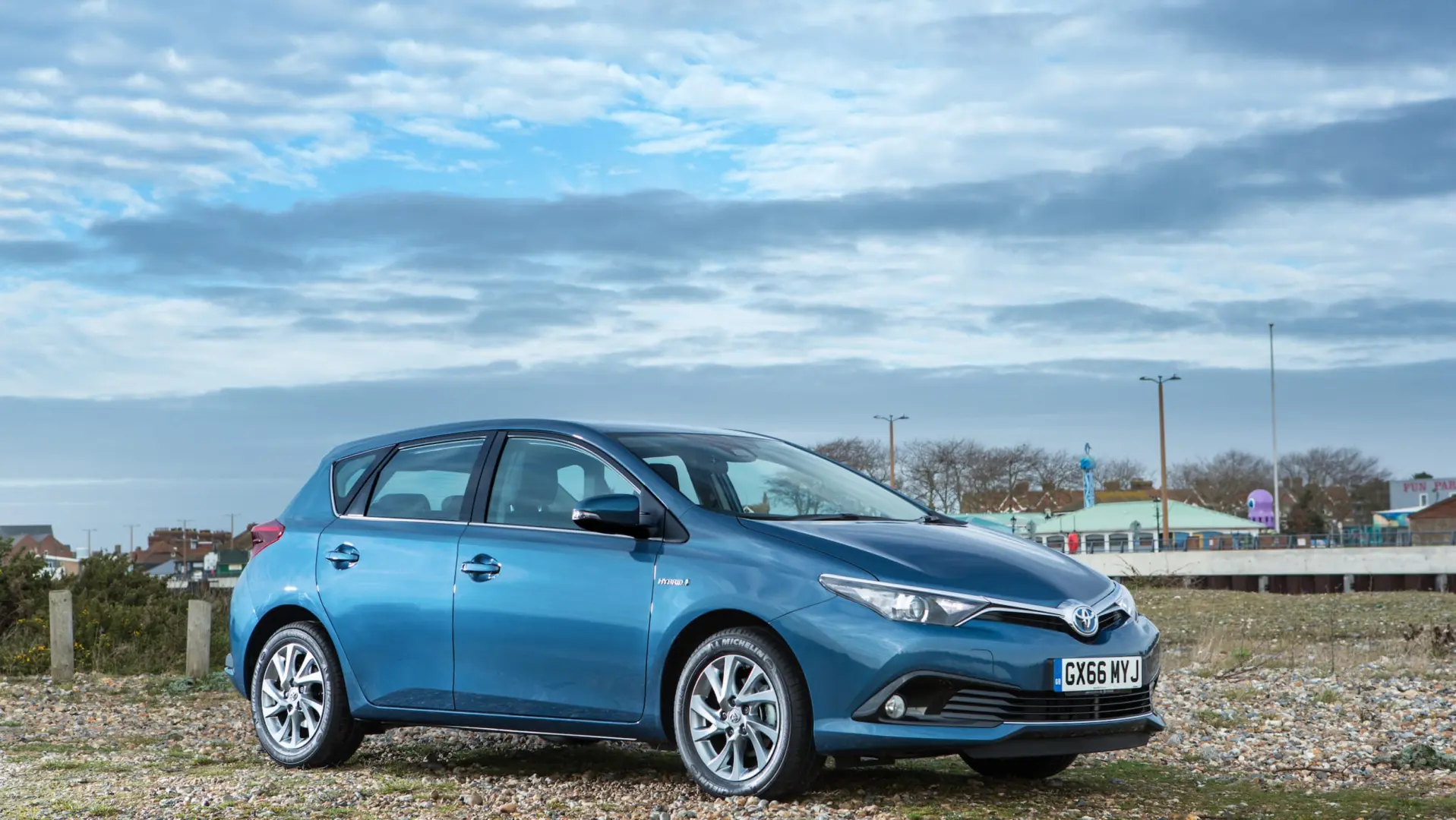 Toyota Auris Auris 1.8 Hybrid Active e-CVT 1