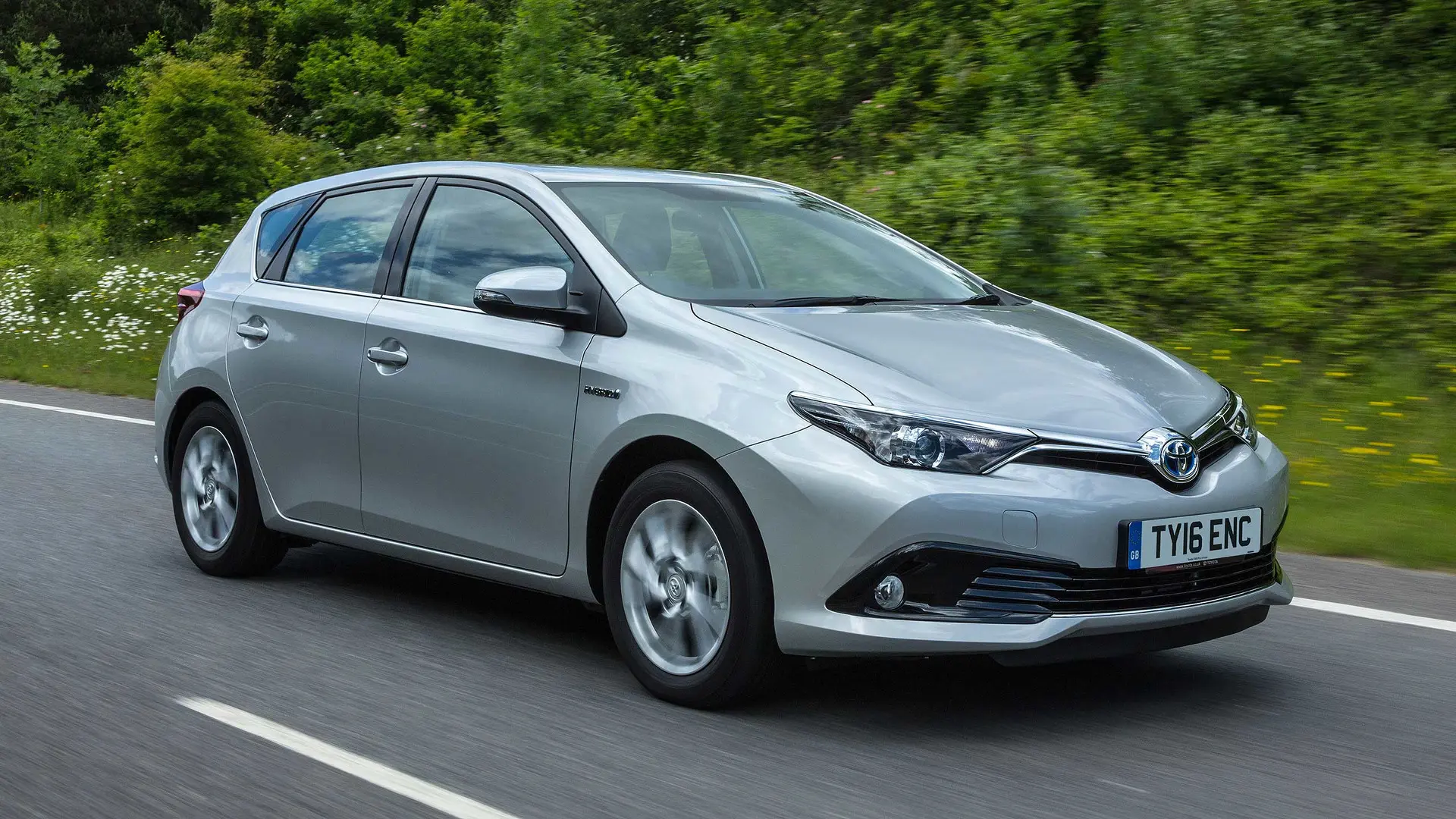 Toyota Auris Auris 1.8 Hybrid Active e-CVT 5