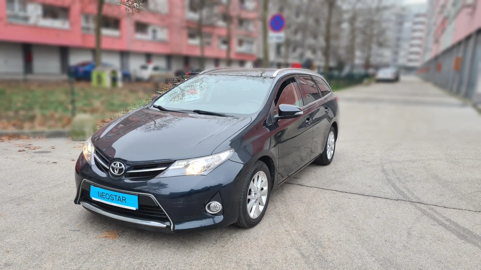 Toyota Auris Auris Touring Sports 1.4 D-4D Premium 6
