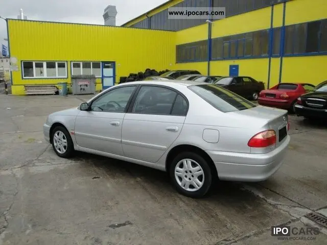 Toyota Avensis Avensis 1.6 2