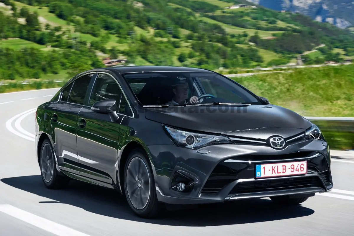 Toyota Avensis Avensis 1.6 Advance 1