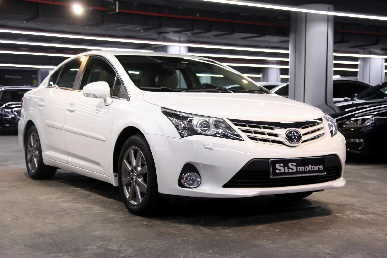 Toyota Avensis Avensis 1.6 Elegant 4