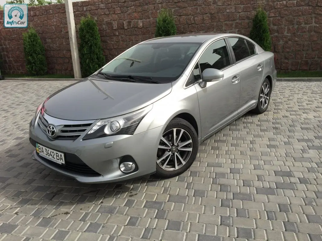 Toyota Avensis Avensis 1.6 Elegant 1