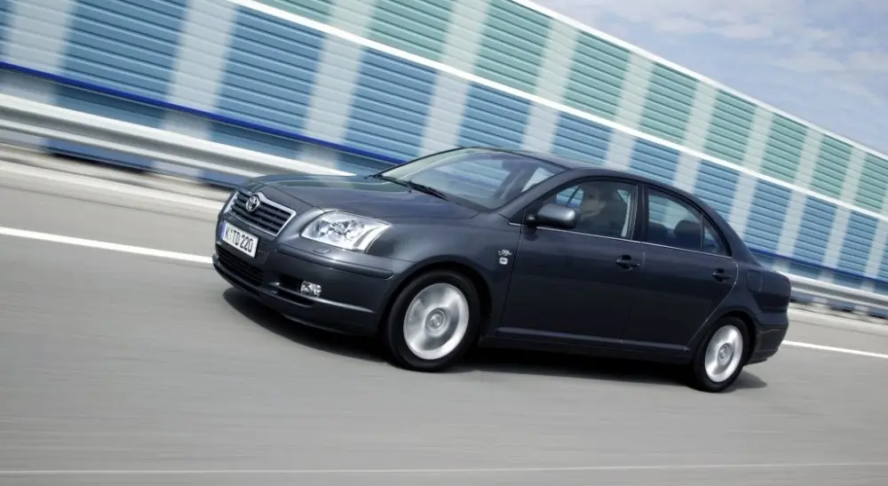 Toyota Avensis Avensis 1.8 Comfort 7