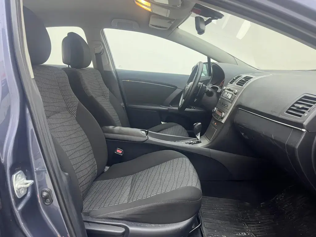 Toyota Avensis Avensis 1.8 Elegant Extra Multidrive S 6