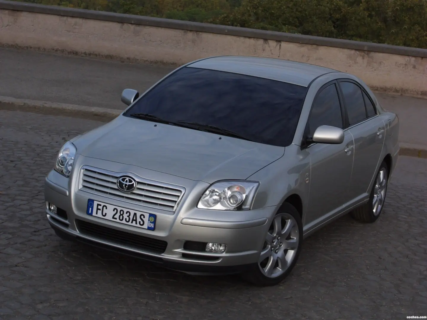 Toyota Avensis Avensis 1.8 Comfort 6