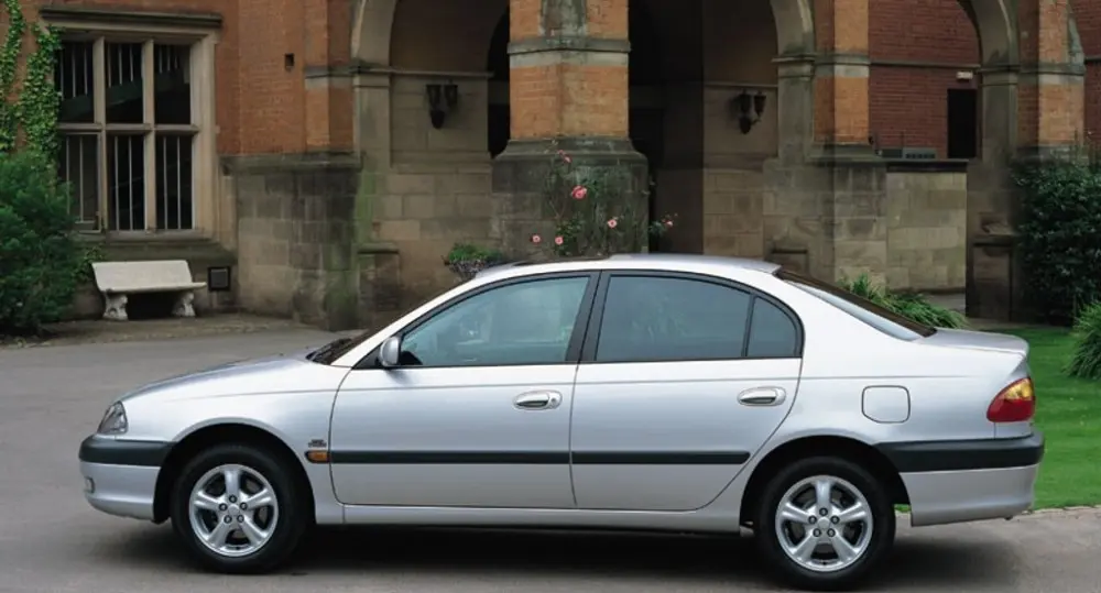 Toyota Avensis Avensis 2.0 Sol 4