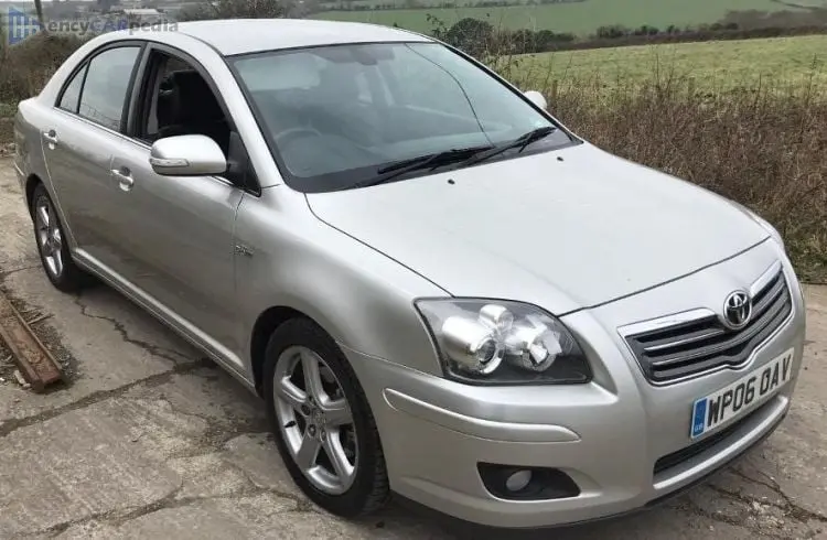 Toyota Avensis Avensis 1.8 Linea Terra 3