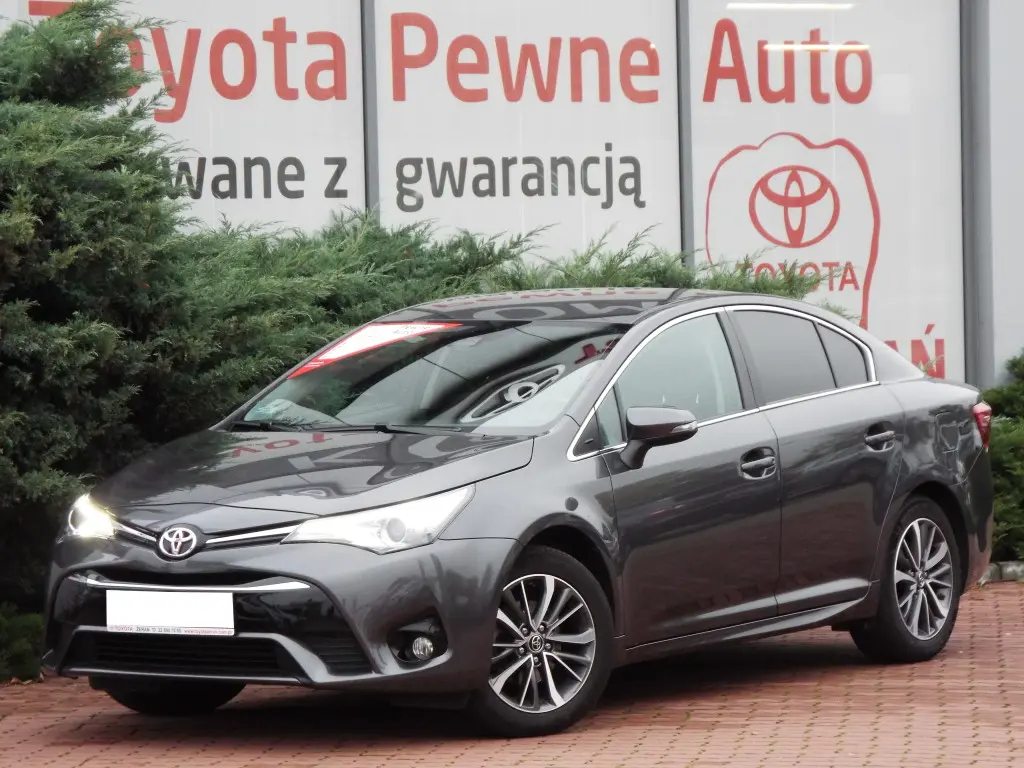 Toyota Avensis Avensis 1.8 Premium Multidrive S 7