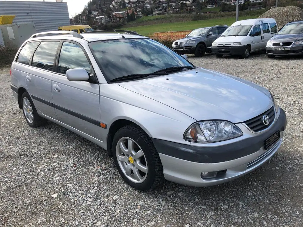 Toyota Avensis Avensis 2.0 D-4D 5