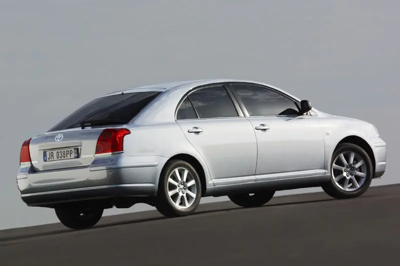 Toyota Avensis Avensis 2.0 D-4D Linea Luna 3