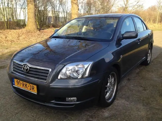Toyota Avensis Avensis 2.0 D-4D Linea Luna 6