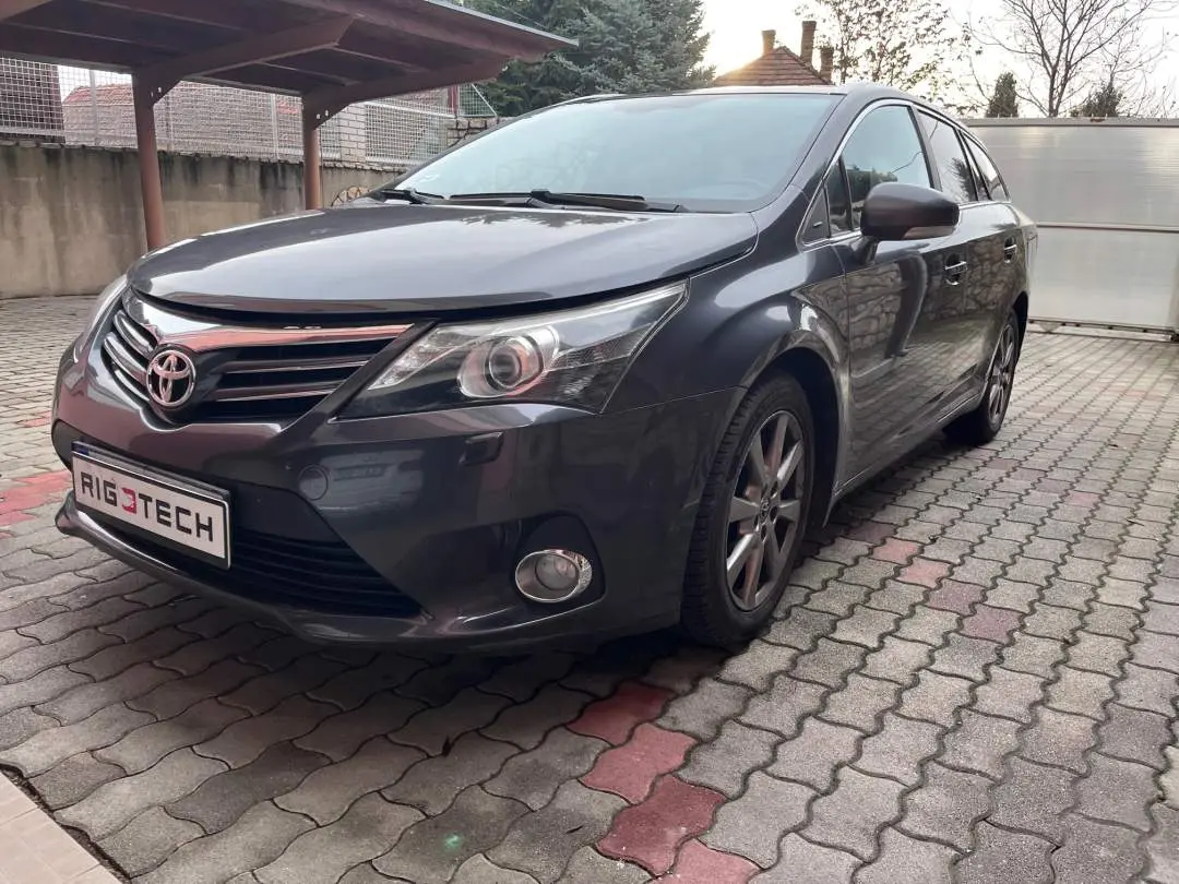 Toyota Avensis Avensis 2.0 D-4D Premium 6