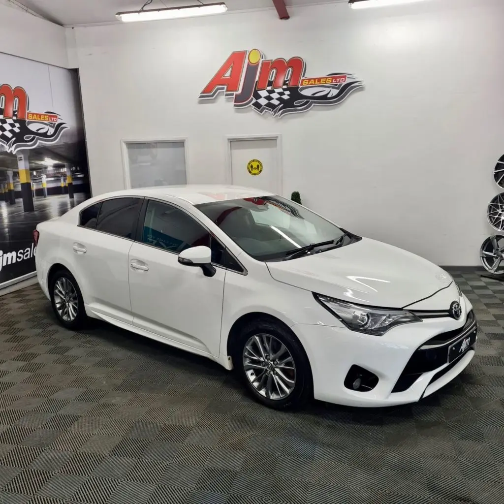 Toyota Avensis Avensis 2.0 D-4D Premium Plus Navi 4