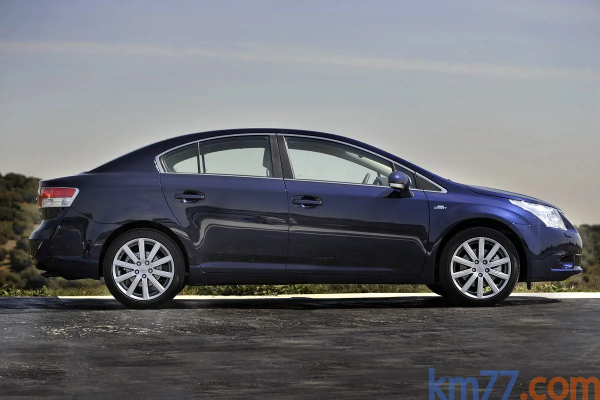 Toyota Avensis Avensis 2.0 D-4D Elegant 2