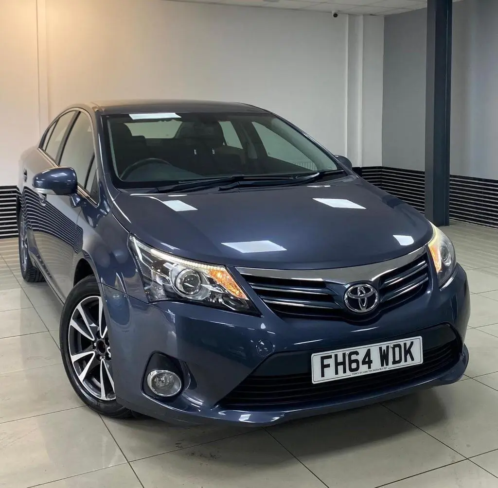 Toyota Avensis Avensis 2.0 Premium Plus Navi Multidrive S 5