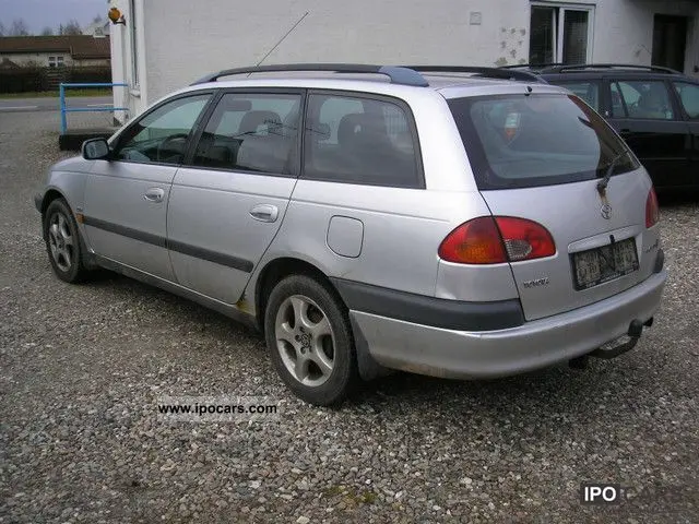 Toyota Avensis Avensis 2.0 Sol 1