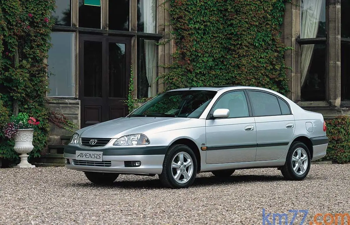 Toyota Avensis Avensis 2.0 Sol 7