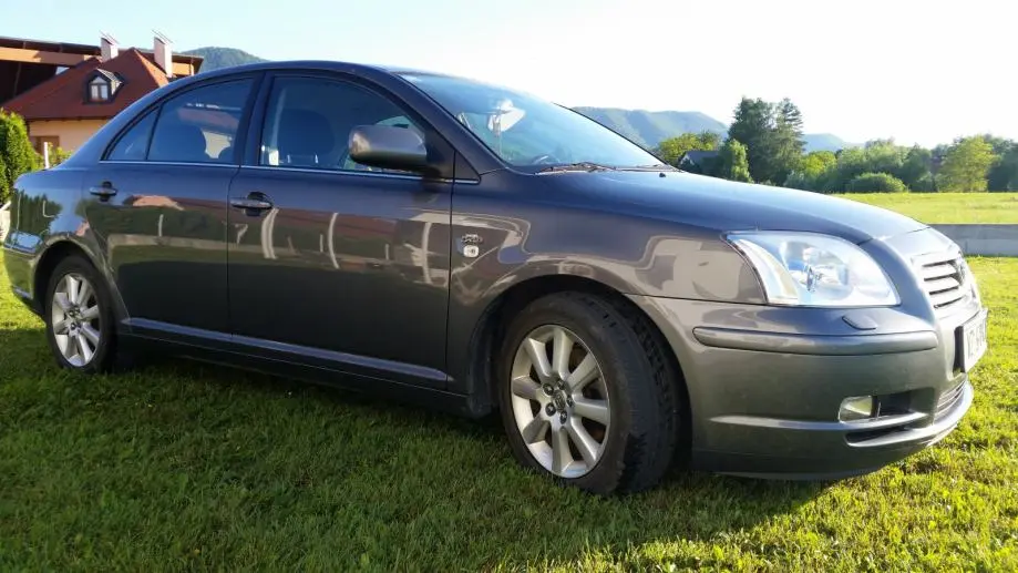 Toyota Avensis Avensis 2.0 Sol 0