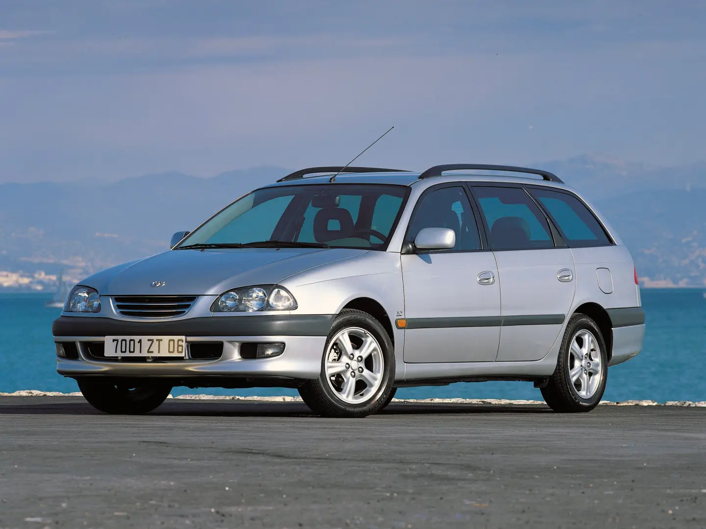 Toyota Avensis Avensis Kombi 1.6 7