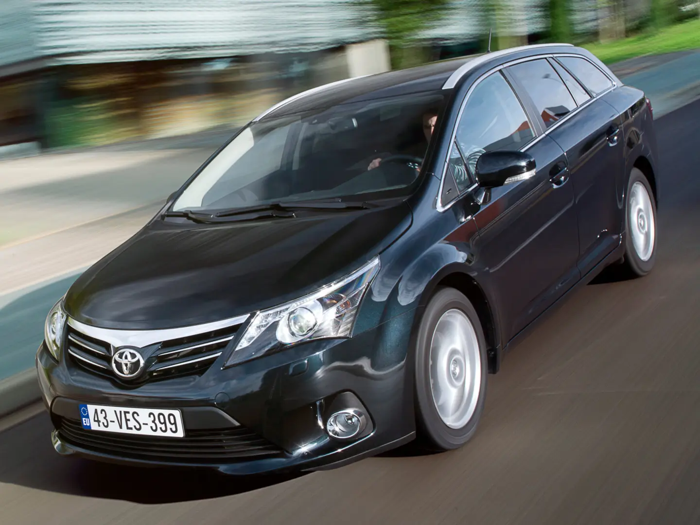 Toyota Avensis Avensis Kombi 1.6 Elegant Extra 3