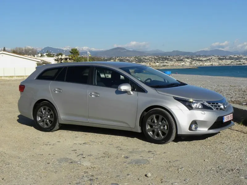 Toyota Avensis Avensis Kombi 1.6 Elegant Extra 6