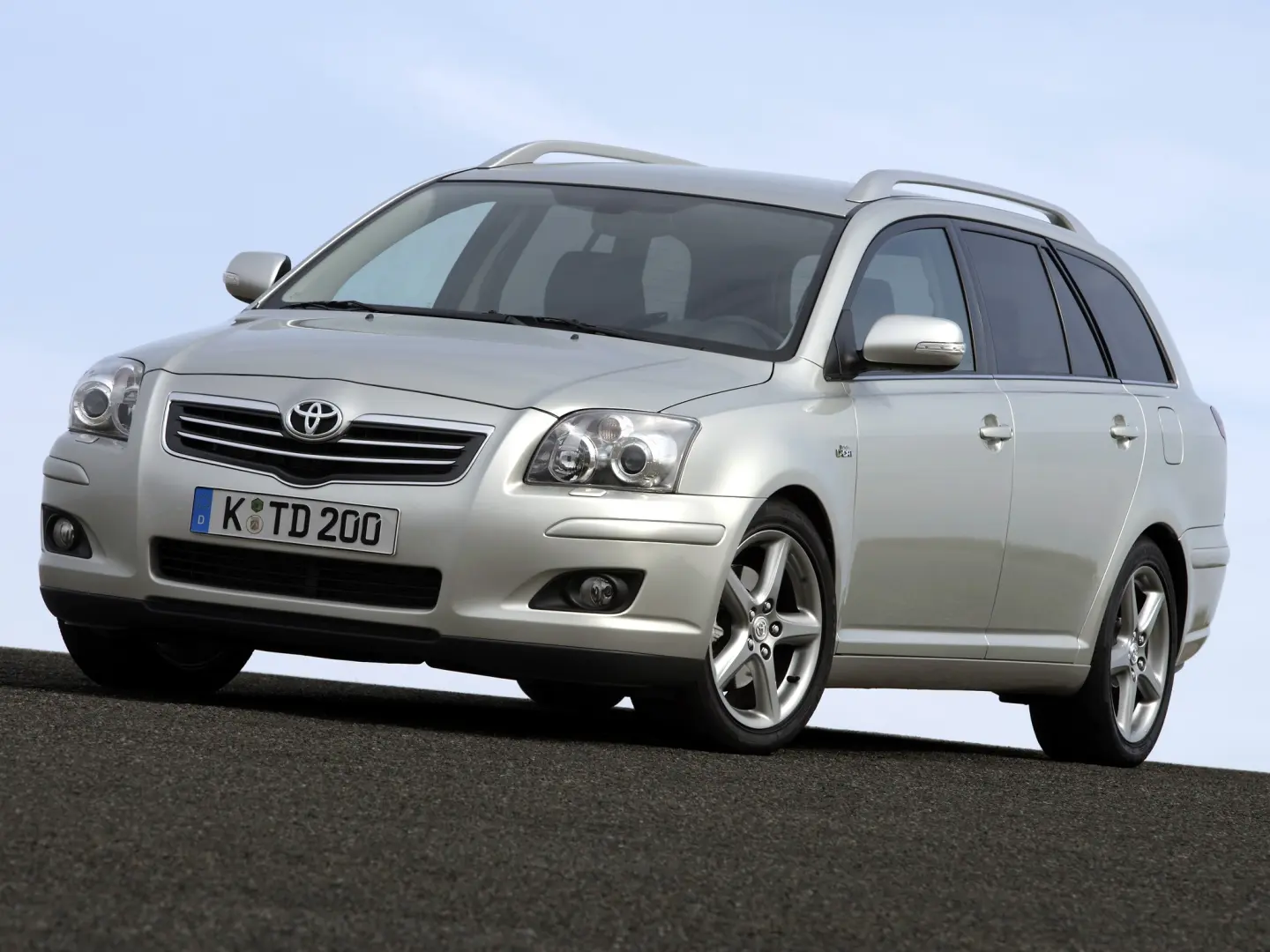 Toyota Avensis Avensis Kombi 2.0 D-4D 5
