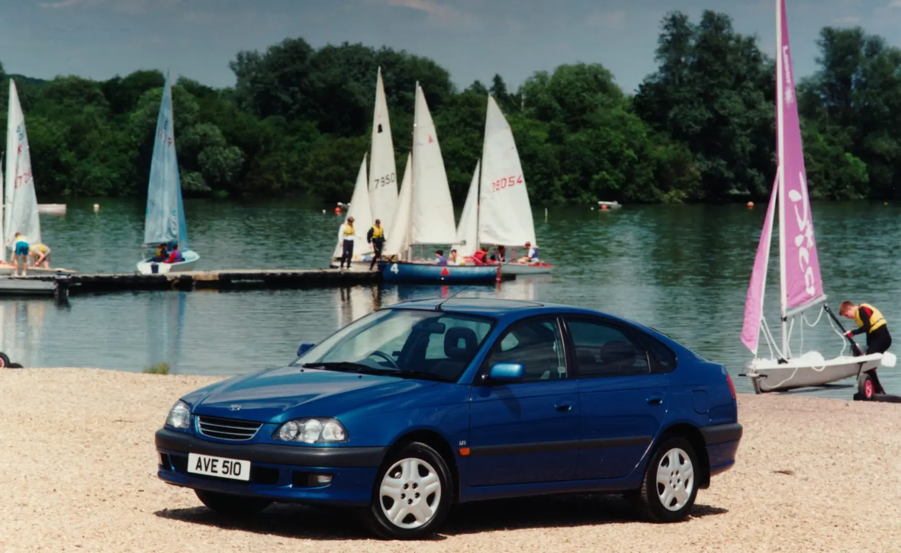 Toyota Avensis Avensis Liftback 1.6 4