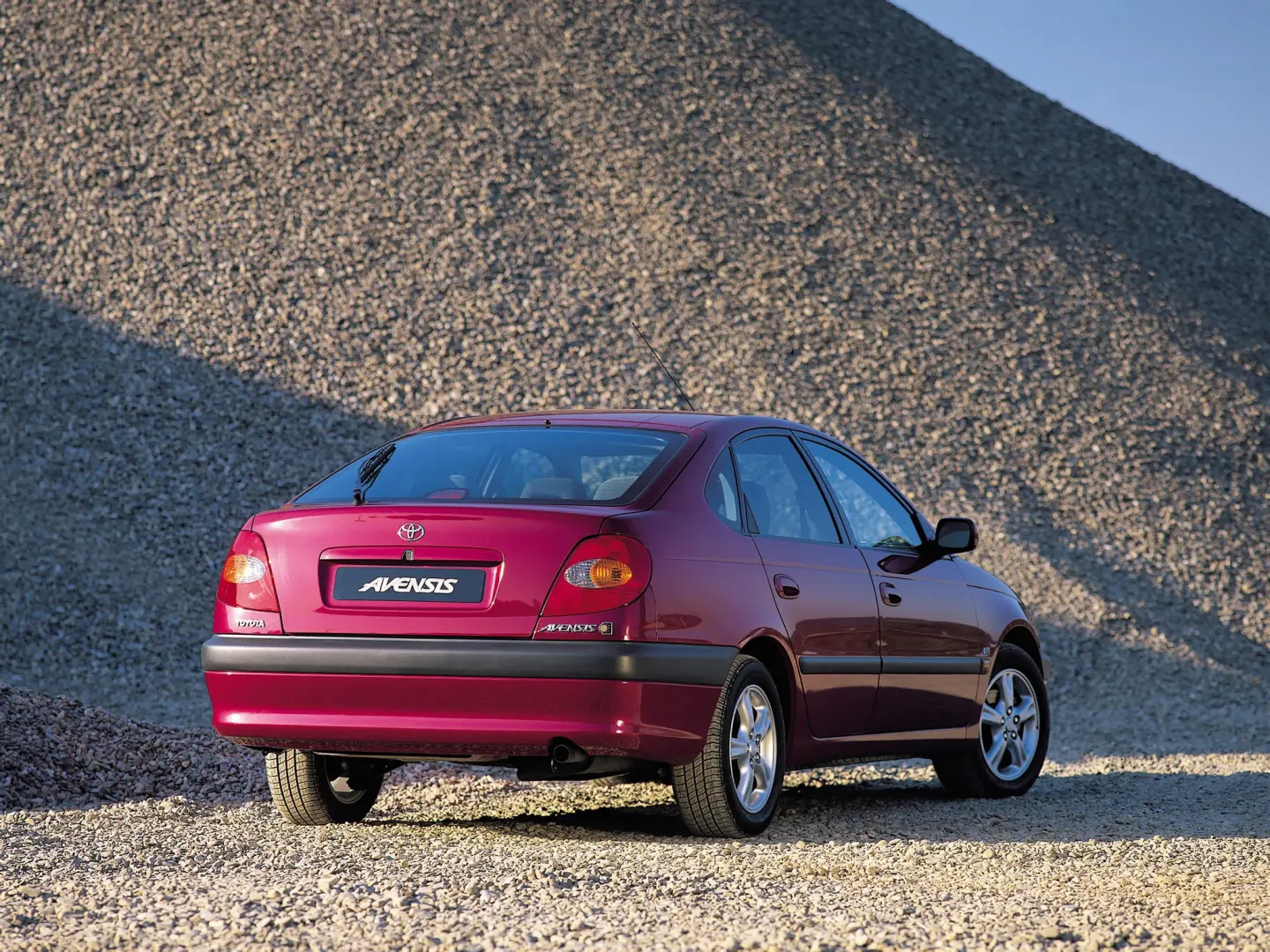 Toyota Avensis Avensis Liftback 2.0 3