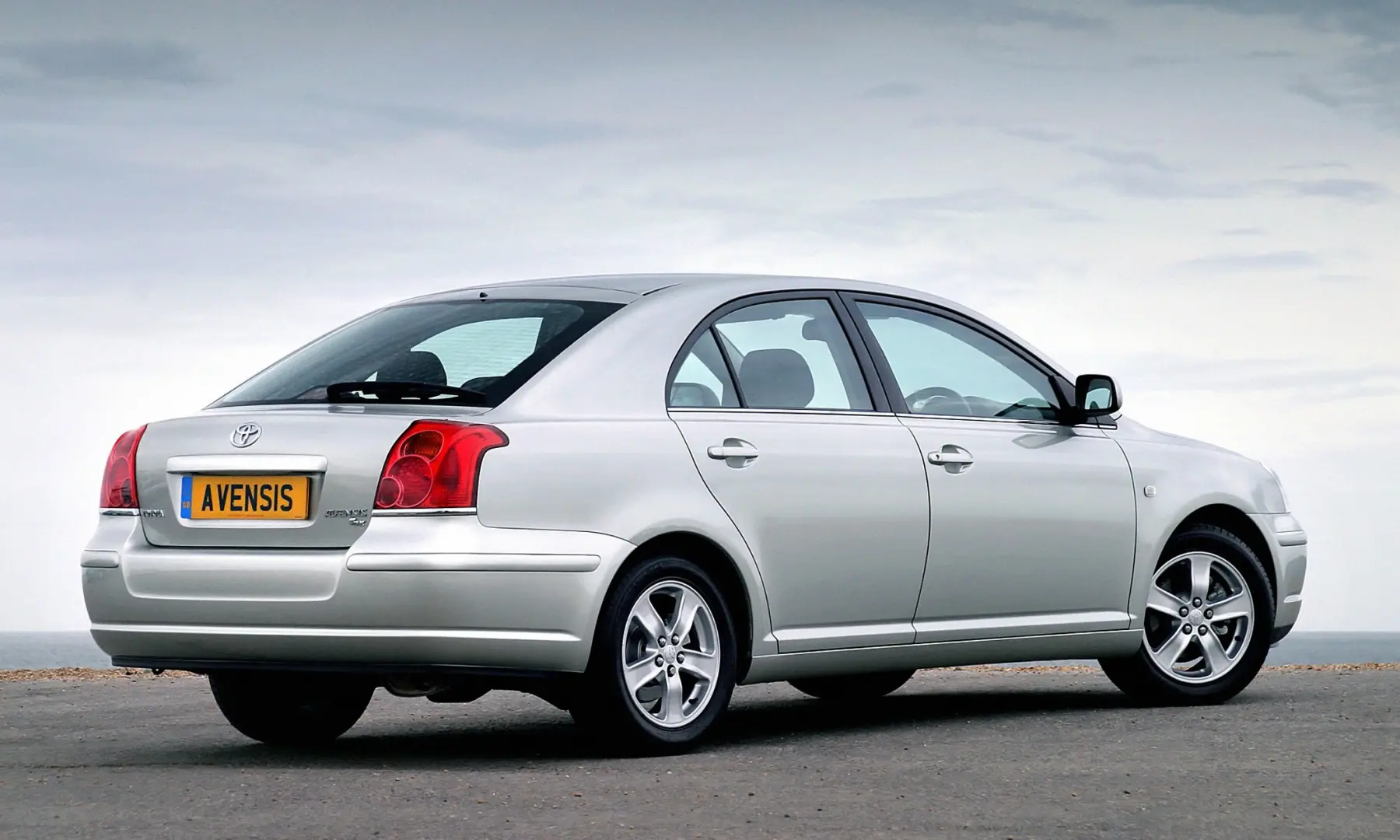 Toyota Avensis Avensis Liftback 2.0 D Sol Technic 1