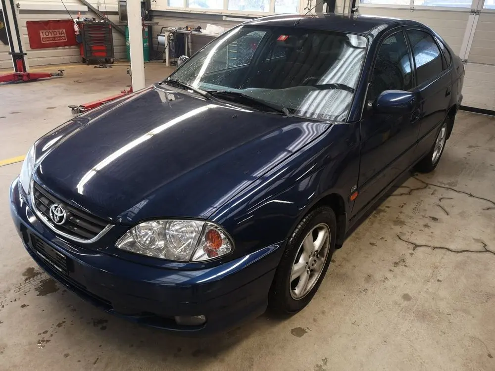 Toyota Avensis Avensis Liftback 2.0 Linea Sol 7