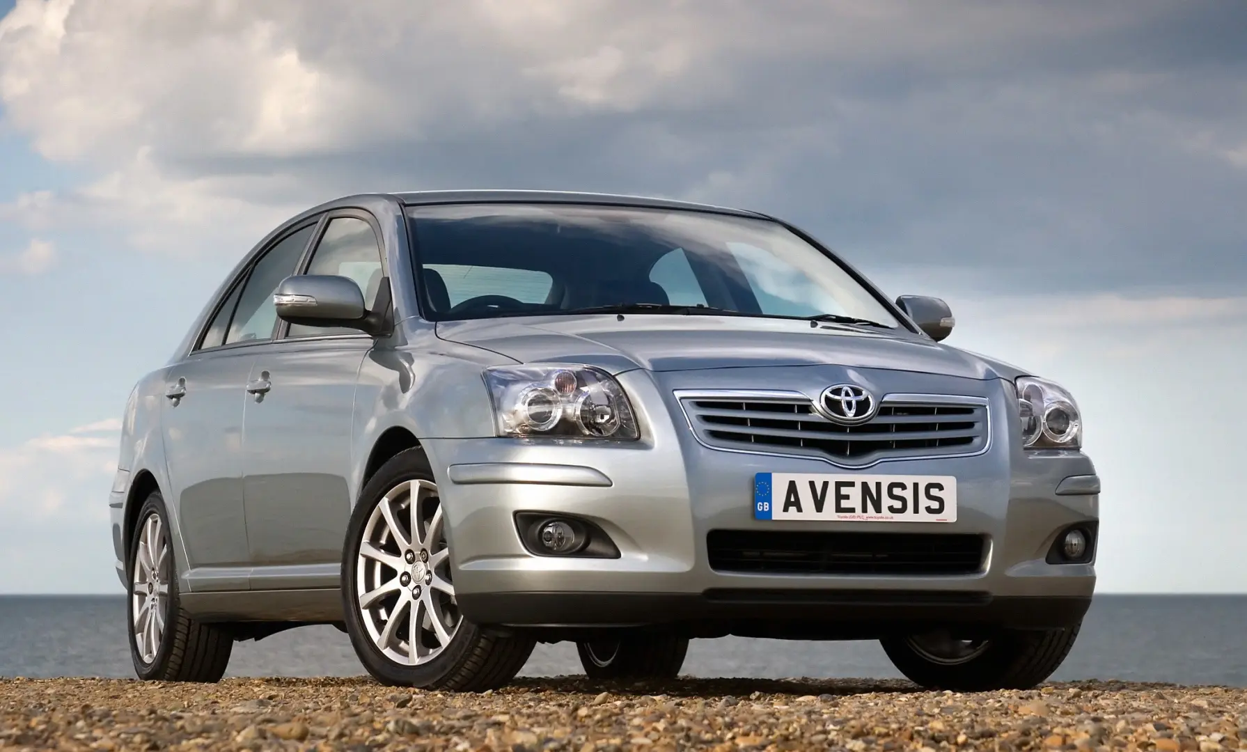 Toyota Avensis Avensis Liftback 2.0 Sol 2