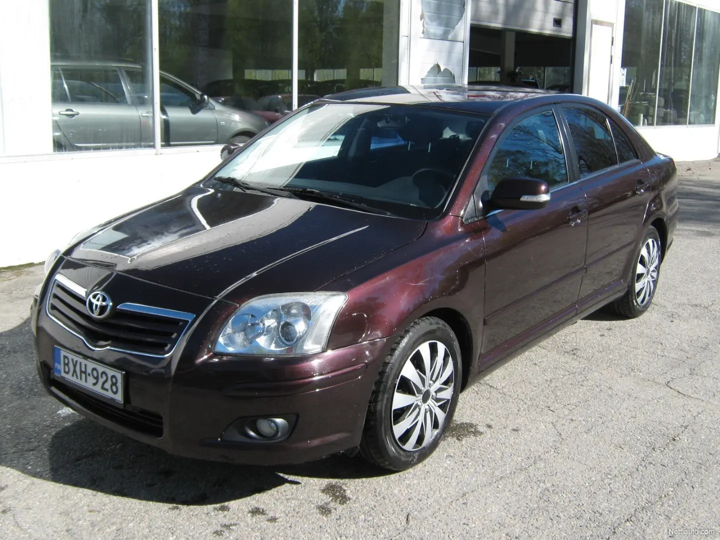 Toyota Avensis Avensis Liftback 2.0 Sol 4