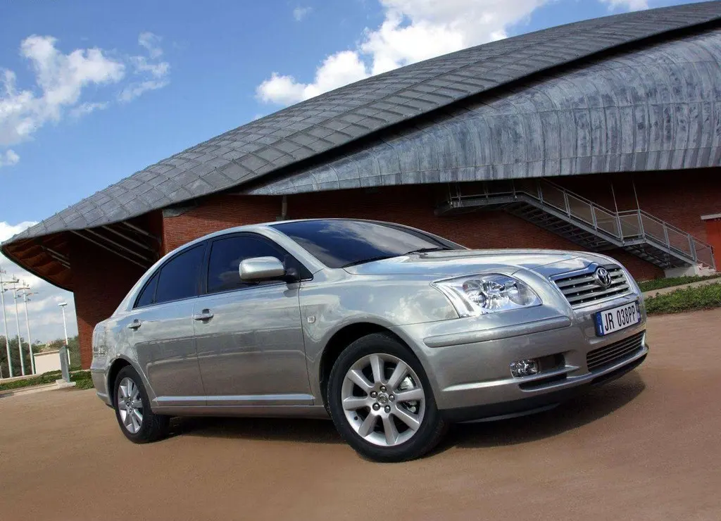 Toyota Avensis Avensis Liftback 2.0 D Sol Technic 3