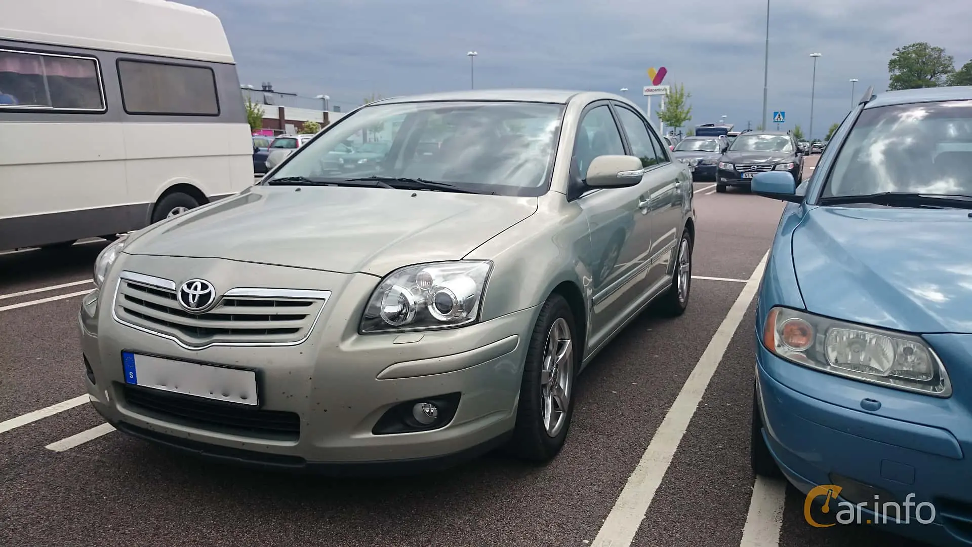 Toyota Avensis Avensis Liftback 2.0 Sol Plus 6