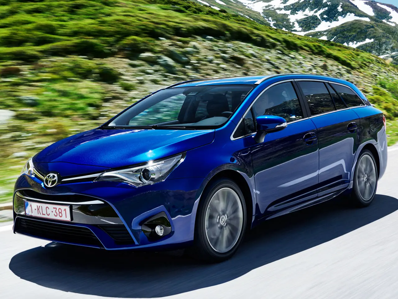 Toyota Avensis Avensis Touring Sports 2.0 D-4D Premium Plus 4