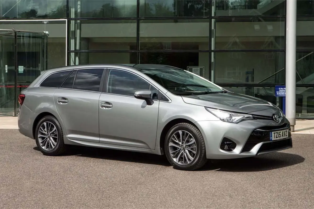 Toyota Avensis Avensis Touring Sports 2.0 Premium Multidrive S 6