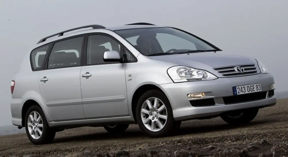 Toyota Avensis Avensis Verso 2.0 4