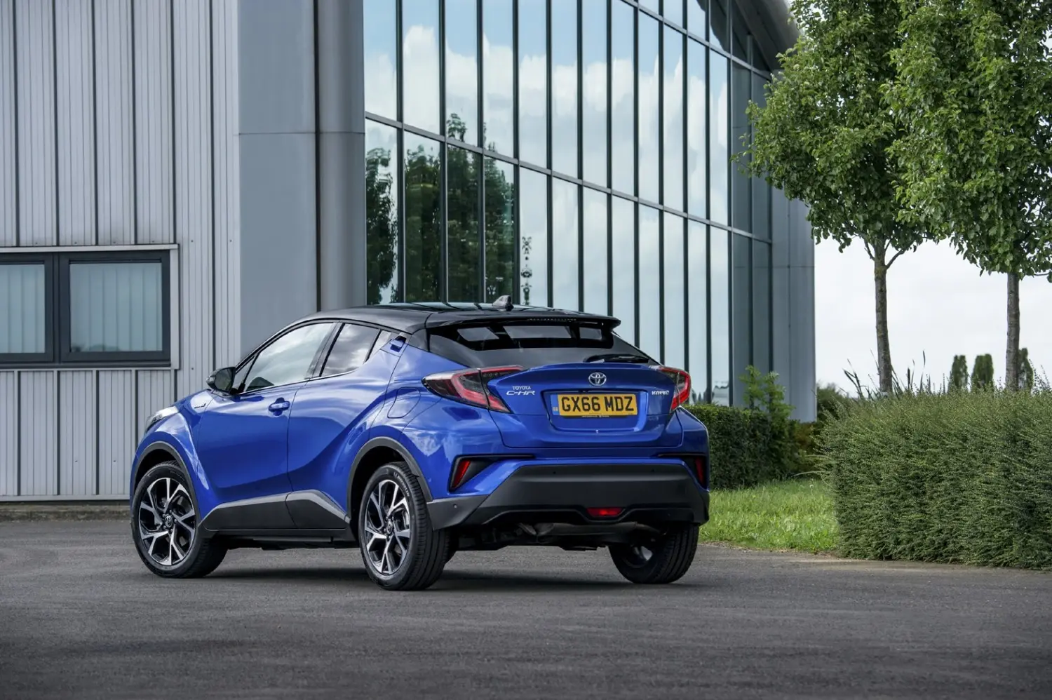 Toyota C-HR C-HR 1.2 Turbo 4x4 Dynamic Deri Koltuk Multidrive S 6