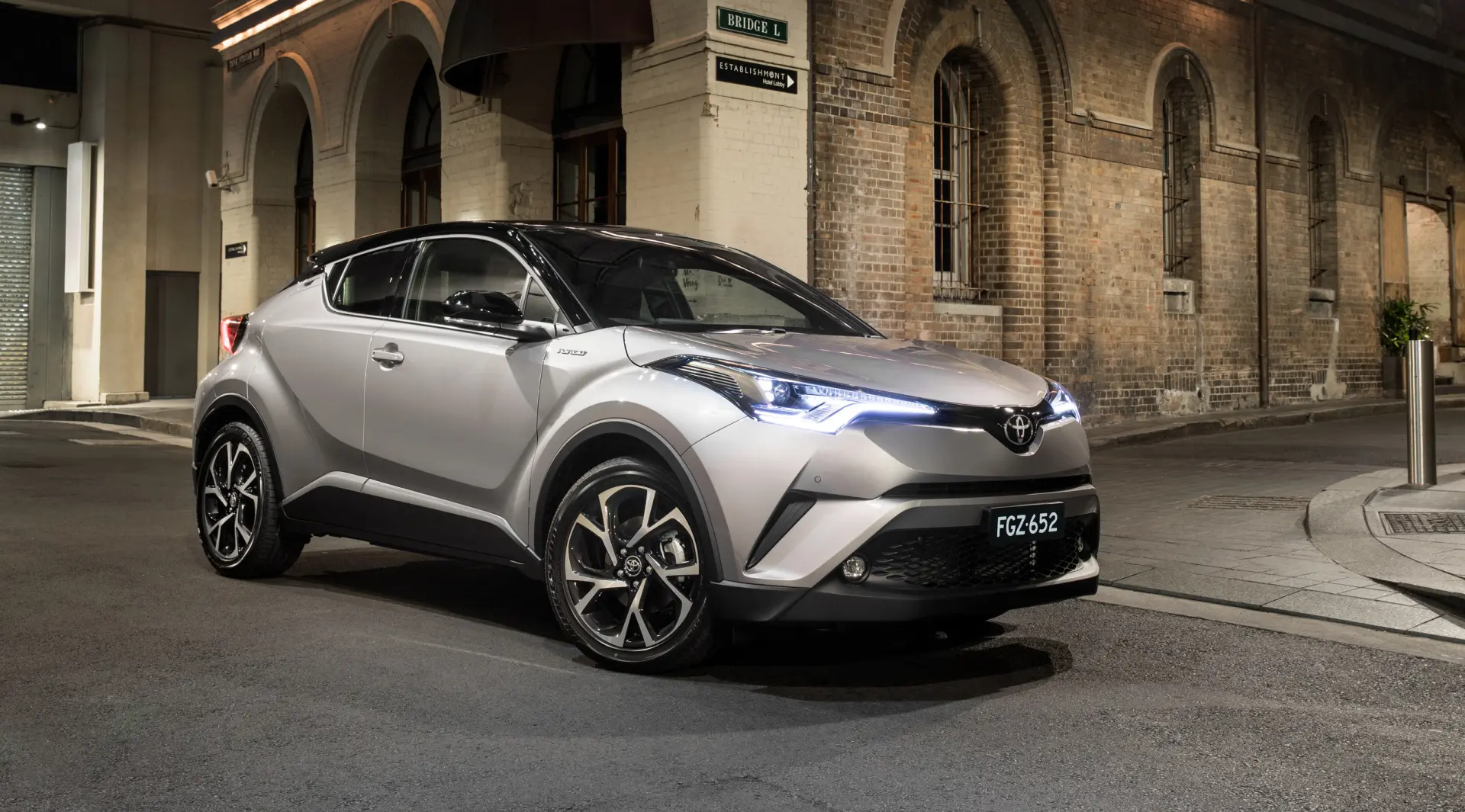 Toyota C-HR C-HR 1.2 Turbo 4x4 Dynamic + Safety Sense Multidrive S 6