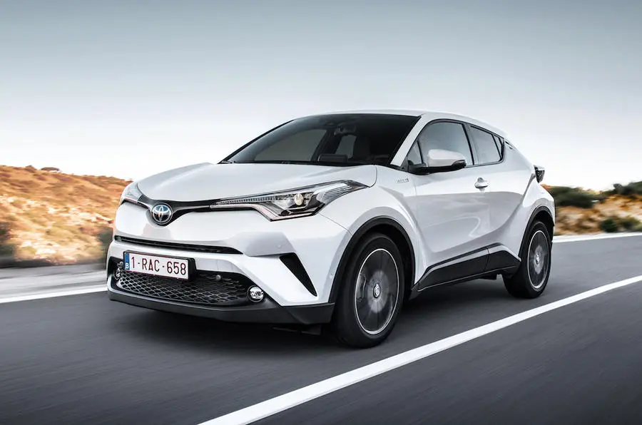 Toyota C-HR C-HR 1.8 Hybrid 4x2 Dynamic + Safety Sense e-CVT 3