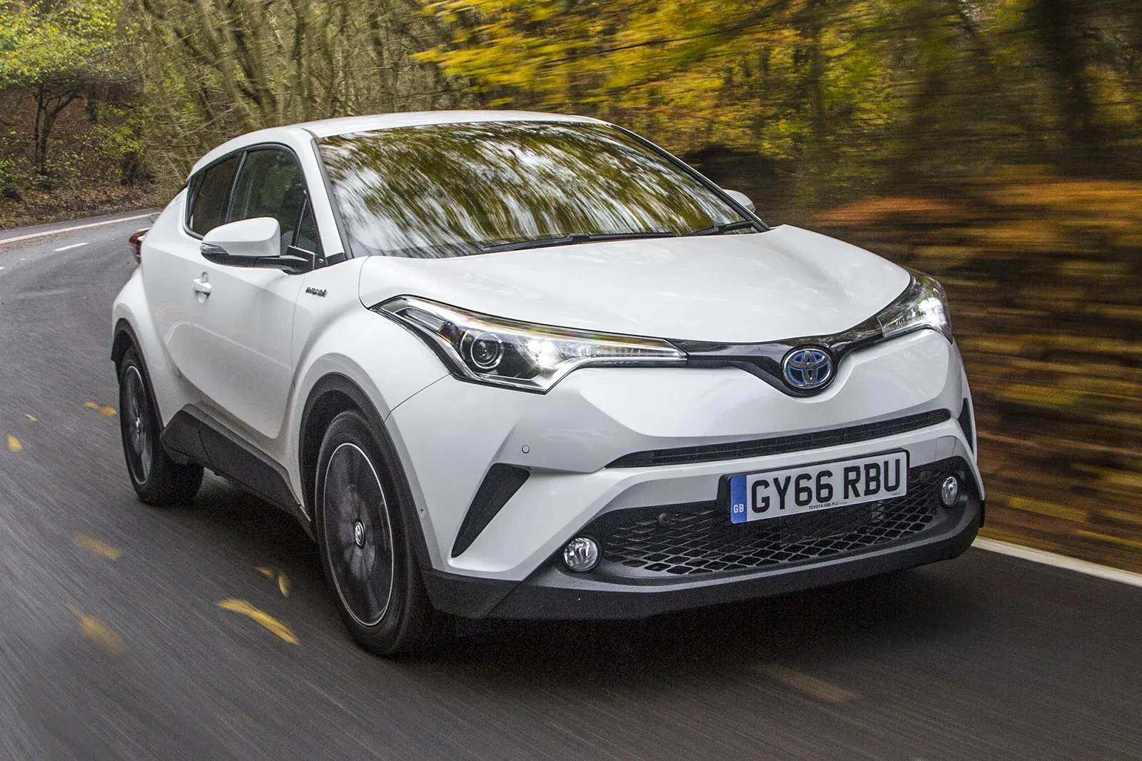 Toyota C-HR C-HR 1.8 Hybrid 4x2 Dynamic + Safety Sense e-CVT 5
