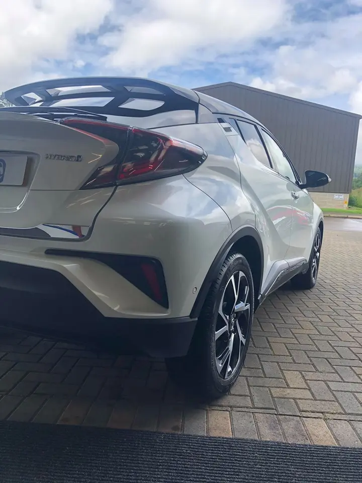 Toyota C-HR C-HR 1.8 Hybrid 4x2 Dynamic Deri Koltuk e-CVT 7