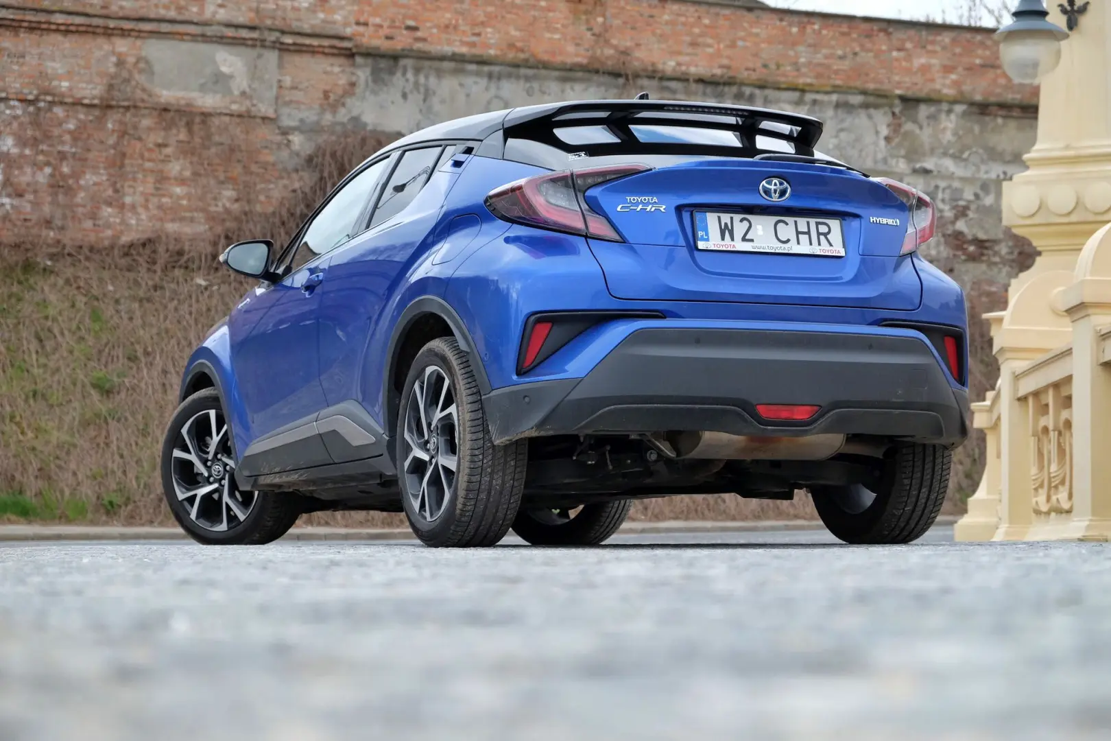 Toyota C-HR C-HR 1.8 Hybrid 4x2 Dynamic Premium (JBL Ses Sistemi) e-CVT 6
