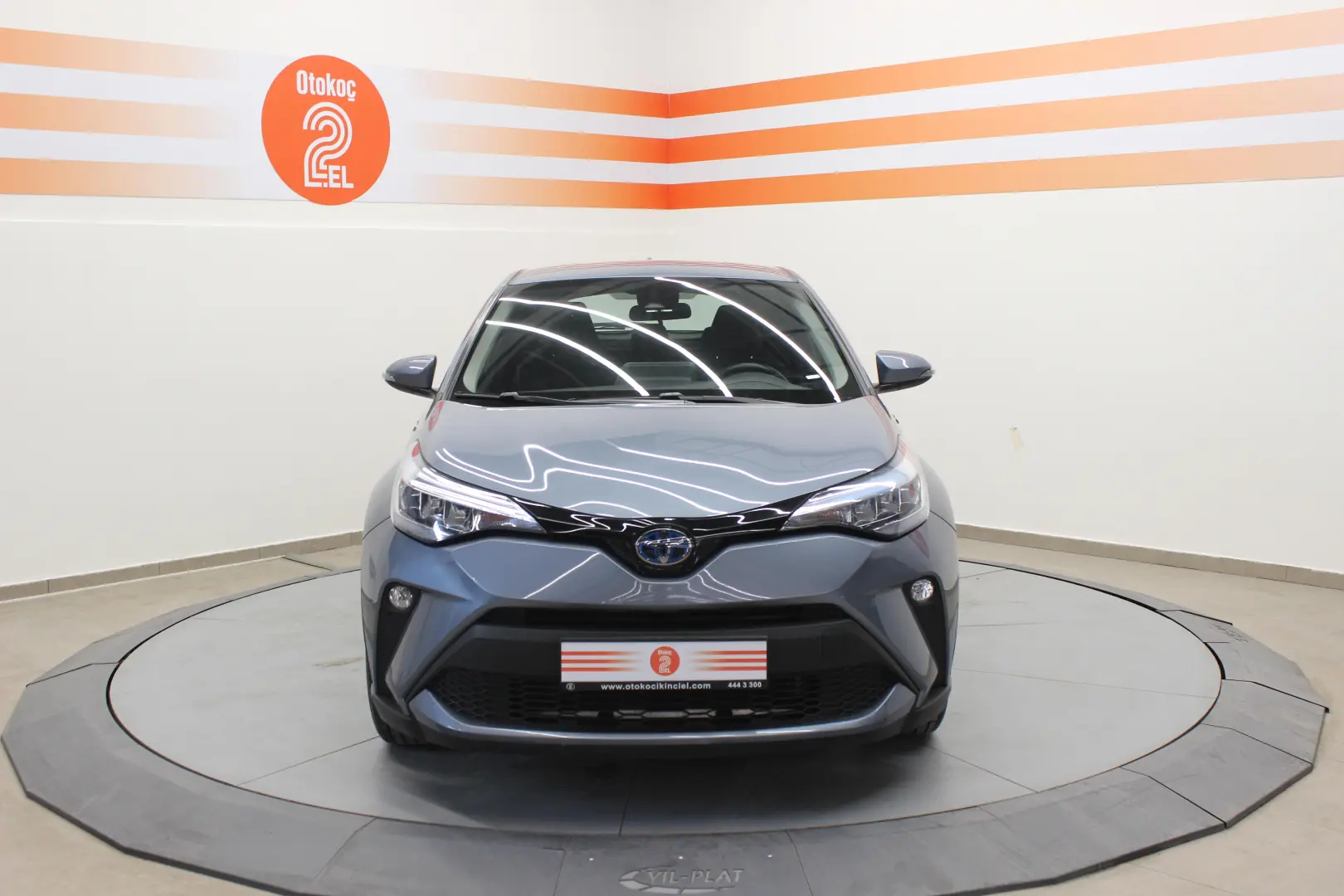 Toyota C-HR C-HR 1.8 Hybrid 4x2 Advance e-CVT 6
