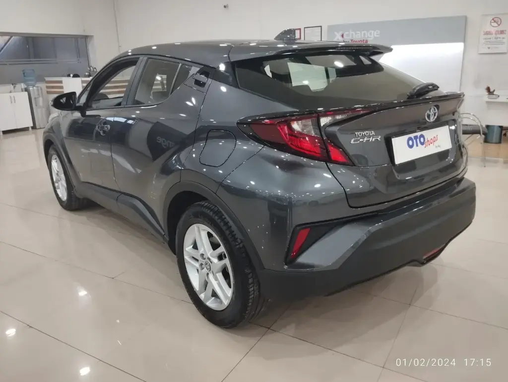 Toyota C-HR C-HR 1.8 Hybrid 4x2 Flame e-CVT 6