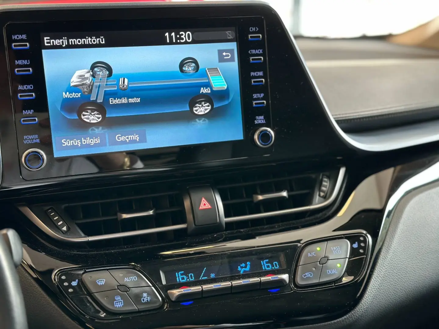 Toyota C-HR C-HR 1.8 Hybrid 4x2 Passion e-CVT 7