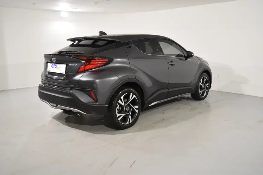 Toyota C-HR C-HR 1.8 Hybrid 4x2 Passion e-CVT 5